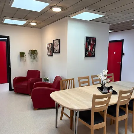 For Rent Solskraenten 아파트호텔